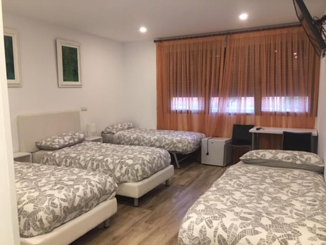 Rooms H Skyline Alcorcón Екстериор снимка